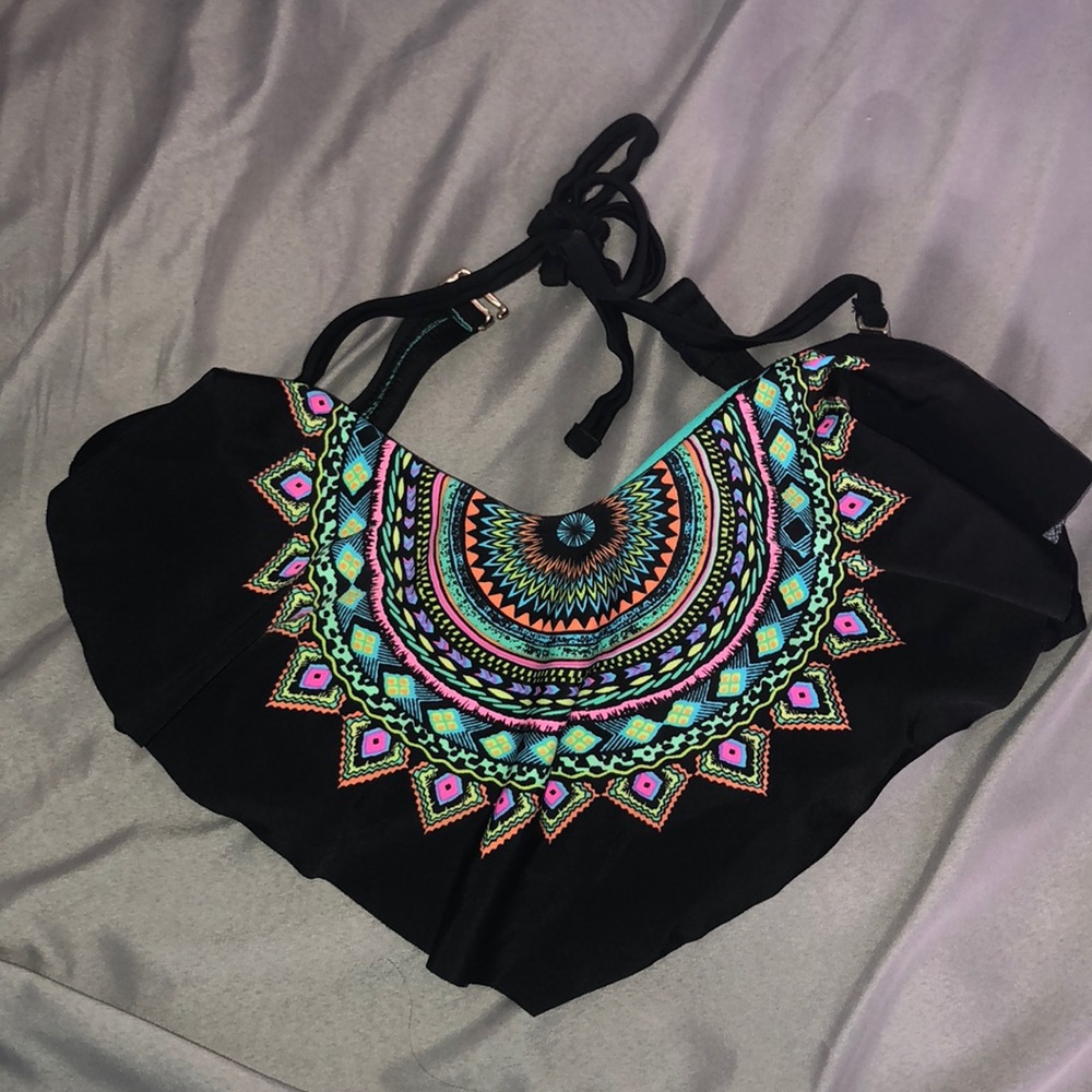 Target size Large bathing suit top